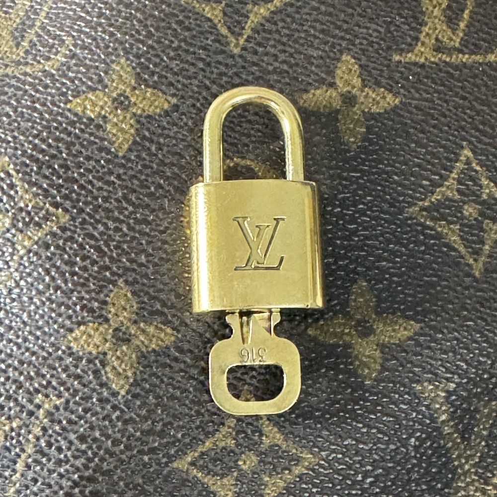 LOUIS VUITTON #316 LOCK & KEY